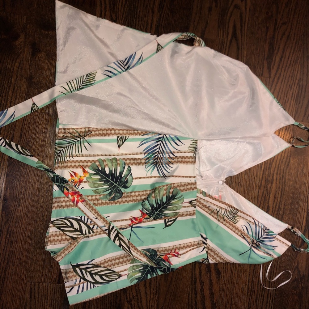 Romper - Picture 3 of 3